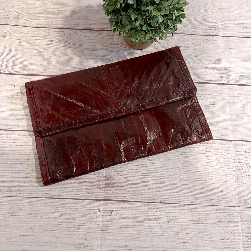Vintage ladies eel skin clutch Vintage Deep Red Eel Skin Clutch